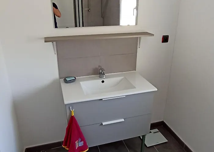 Casa de Férias Bellevue 5min à Pieds Du Tram Vers Centre Ville-circuit *